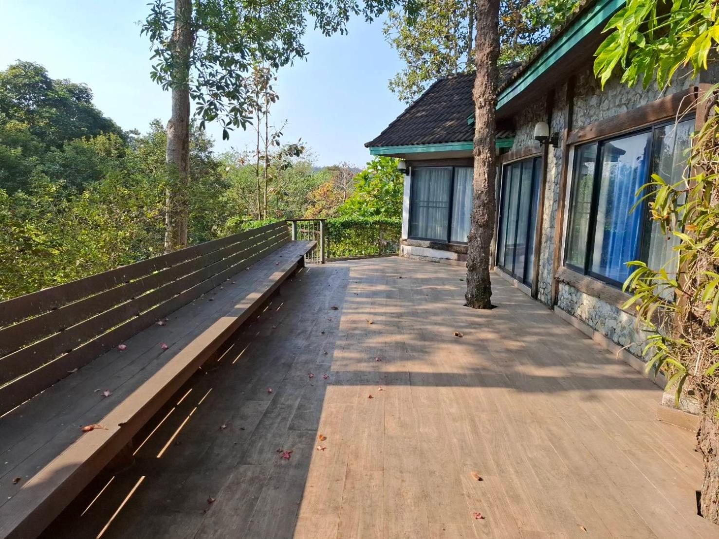 Balmy Hideout Cafe & Homestay Ban Huai Kaeo エクステリア 写真